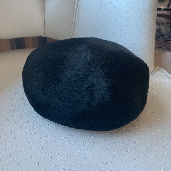Christian Dior (1960s) Marc Bohan Fur Pillbox? Hat - Picture 2 of 12